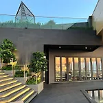 Edge Condo Ideal Retreat Studio